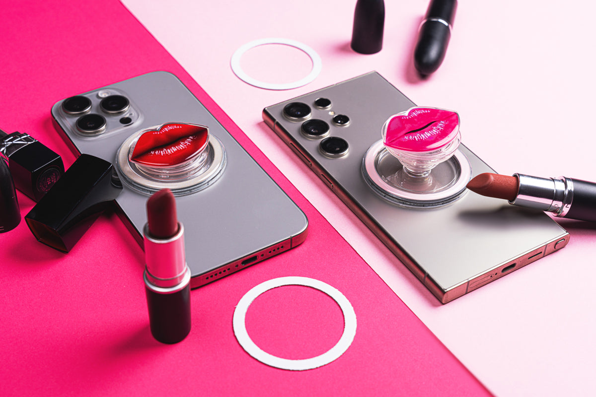 Kiss Emoji Magnetic Phone Grip, Wireless Charging and Adapter Ring